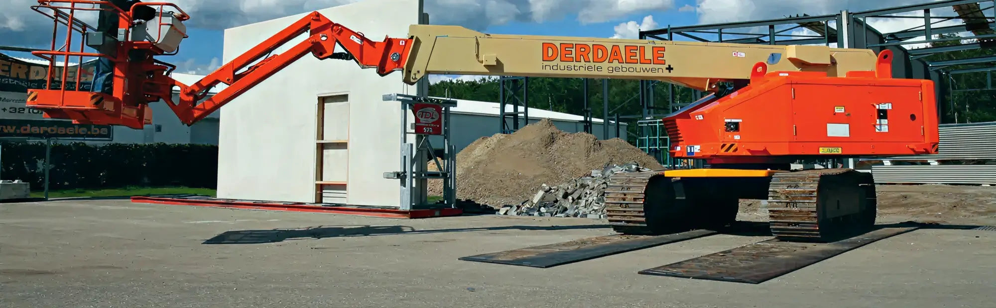 How Ground Protection Mats Distribute Weight for Ground Stabilization