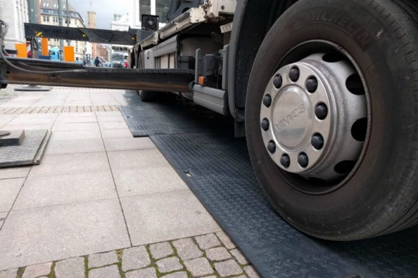 Track Mats With Simplicity, Stability & Safety Built In