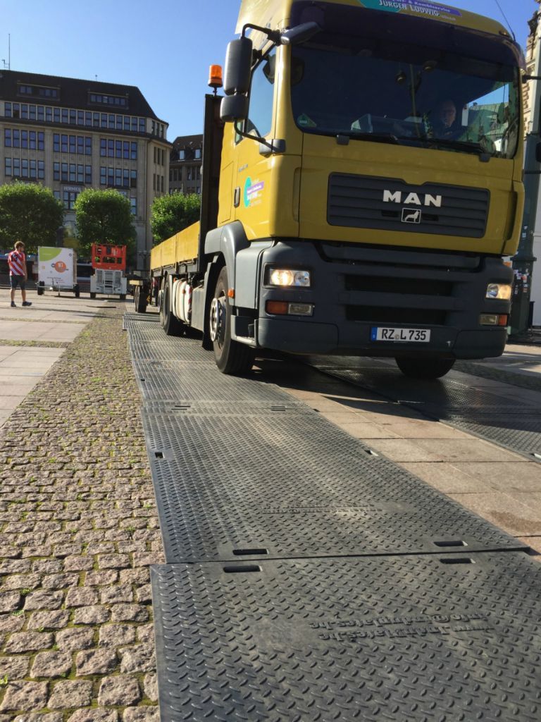 PrimaMat mats under large vehicle